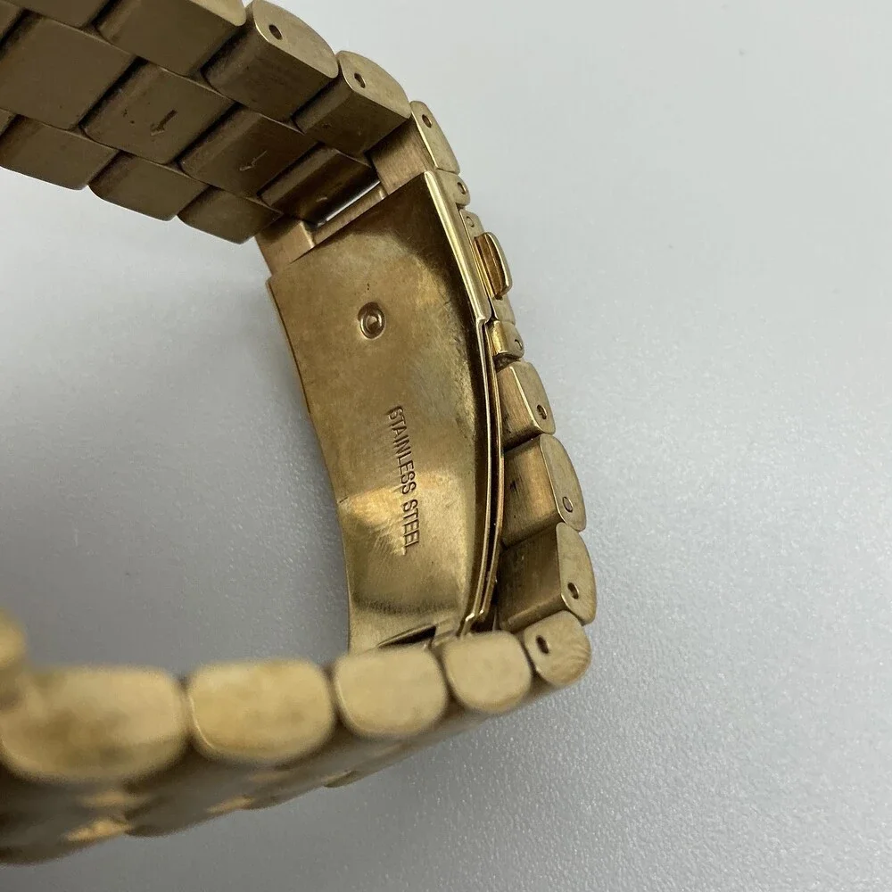Michael Kors MK-5055 Womens Watch 37mm Gold Tone Chronograph New Battery 6.75